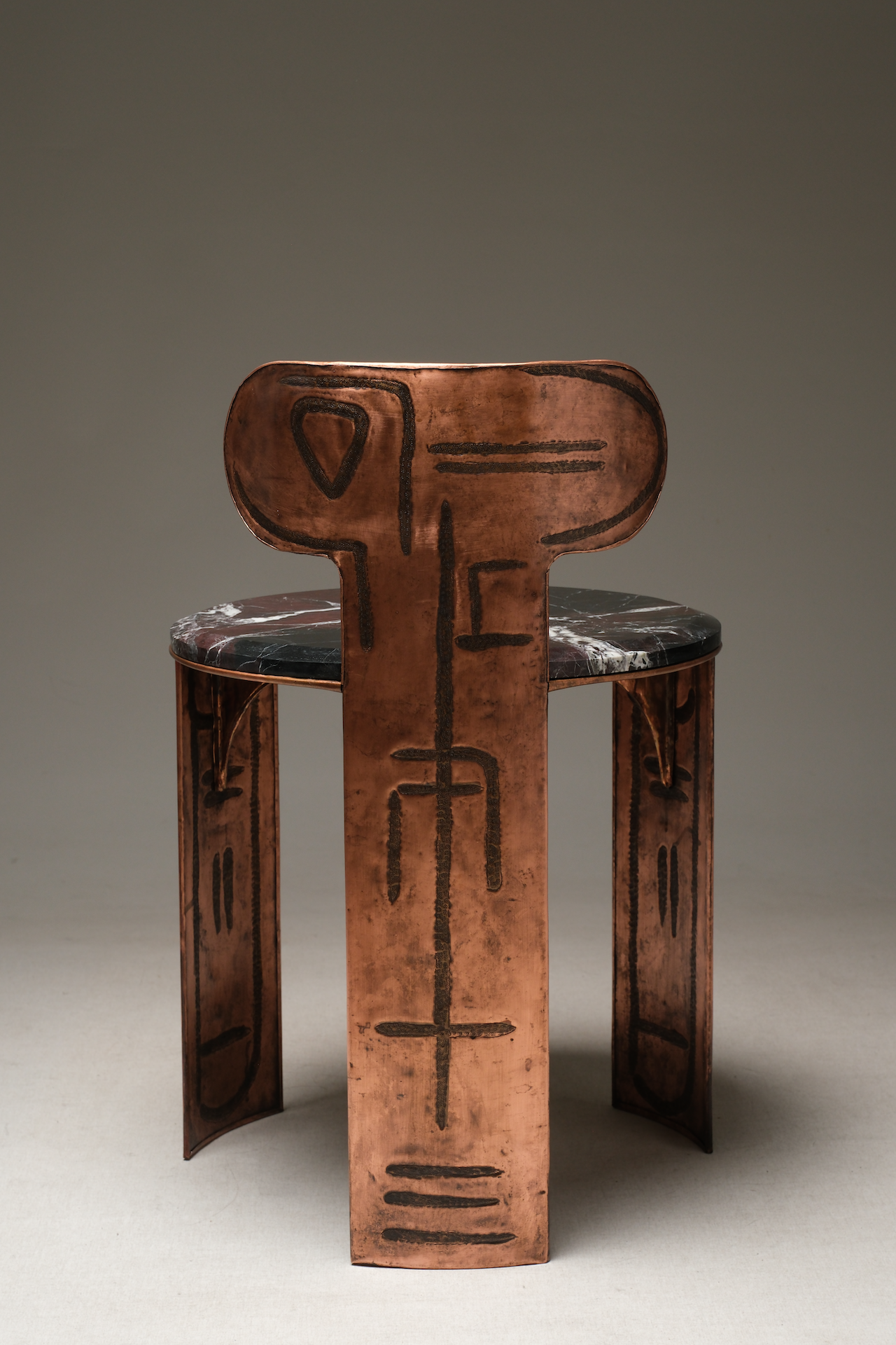 ARCANE ECHOES - CHAIR KI