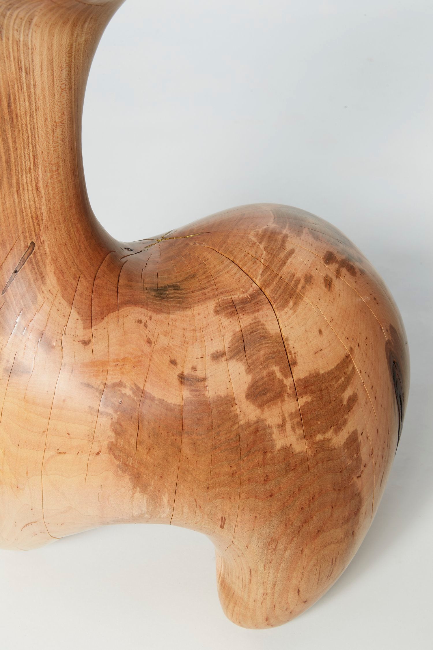 SCULPTURAL SIDE TABLE