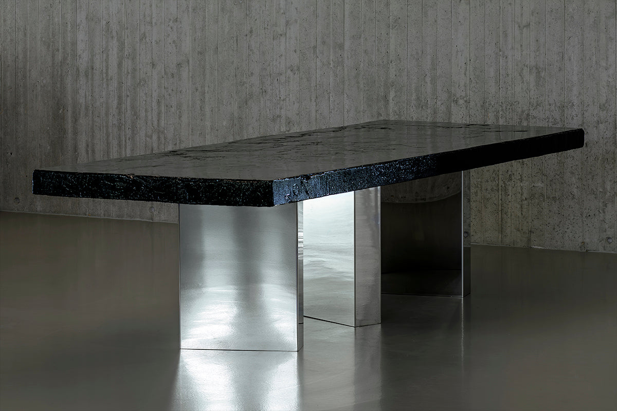 BLACK MOON LD - TABLE