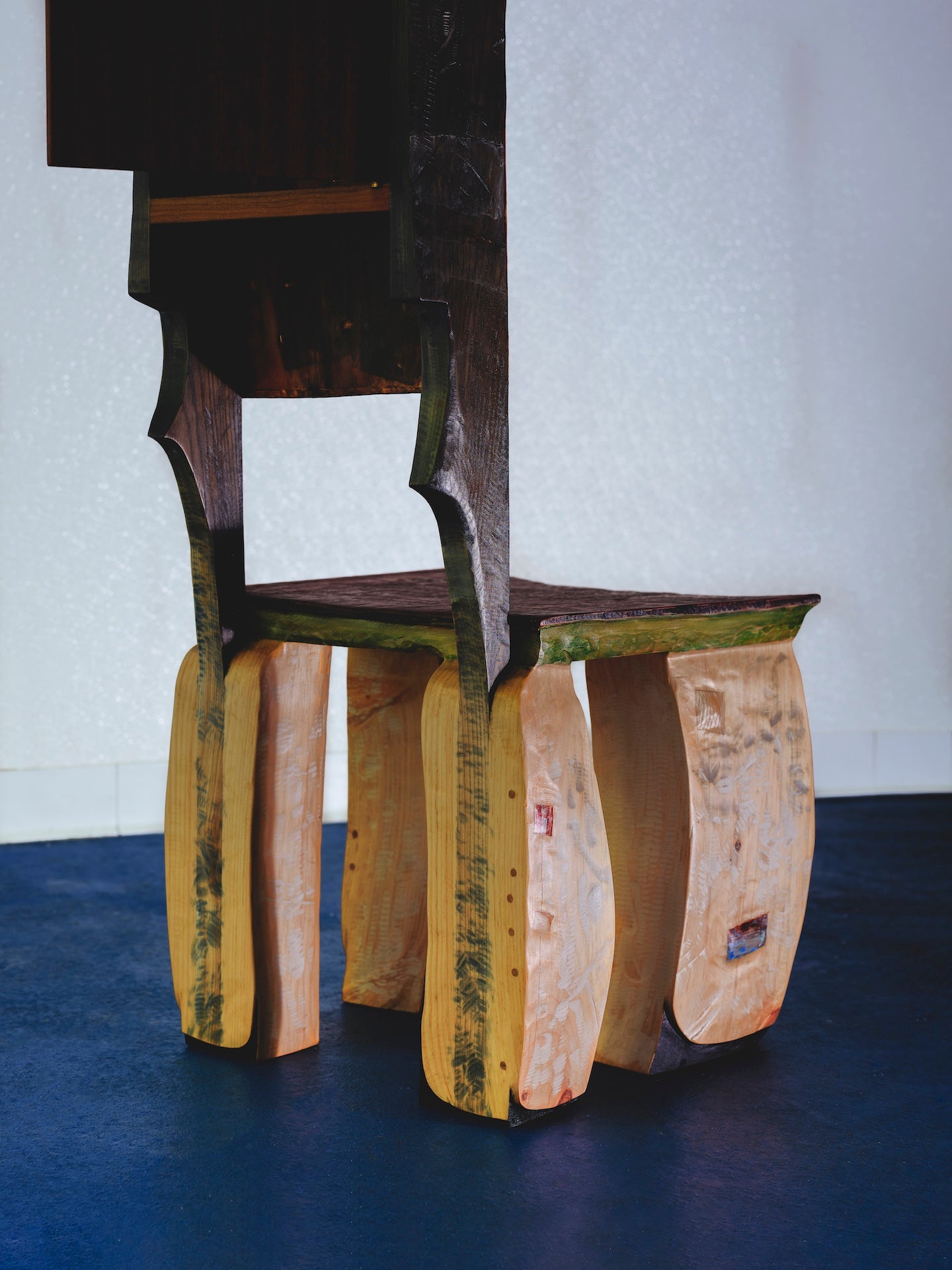 CHAIR - EVERYBODY KNOWS - LUKE MALANEY