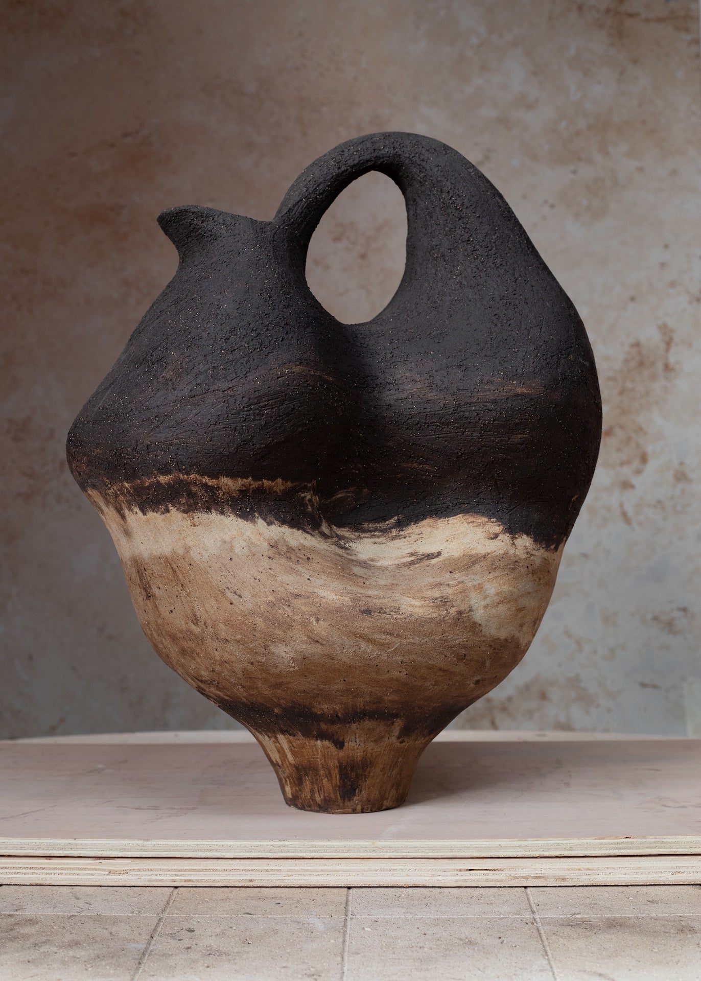 VASE - AYSE HABIBE KUCUK