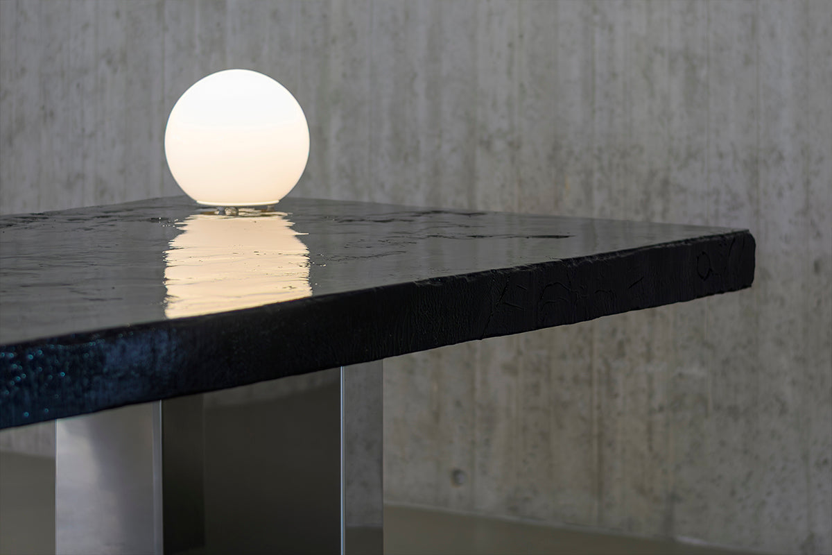 BLACK MOON LD - TABLE