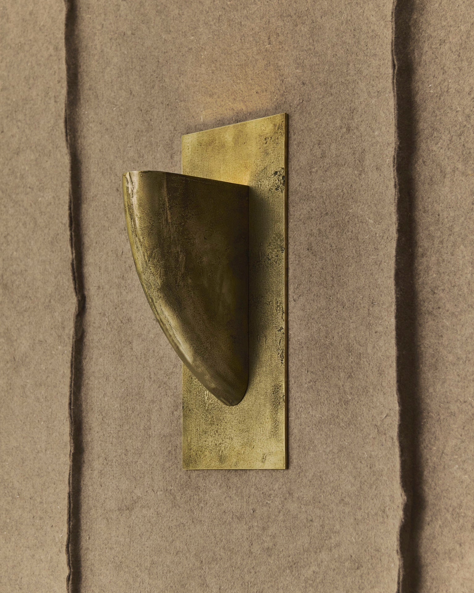 BRASS WALL LIGHT - BB