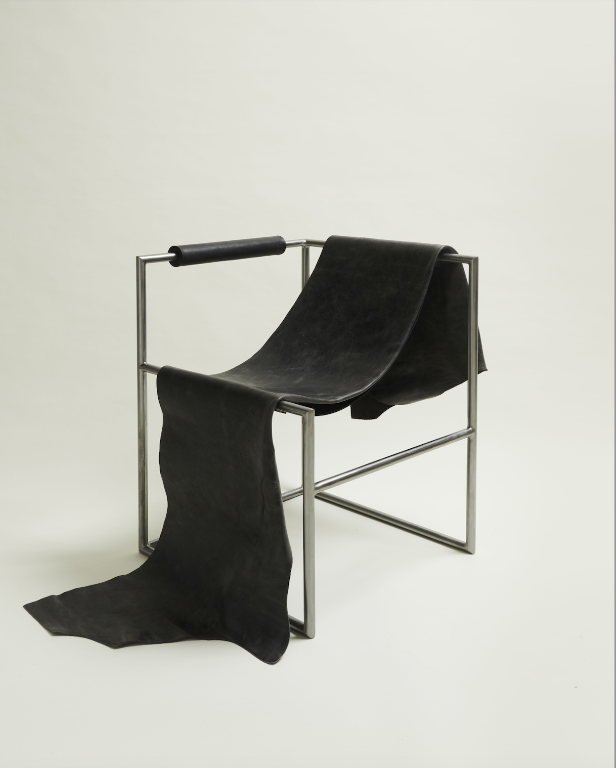 SKIN CHAIR